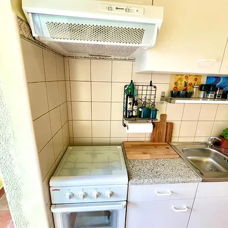Seaview 4 Star Beach Apartment